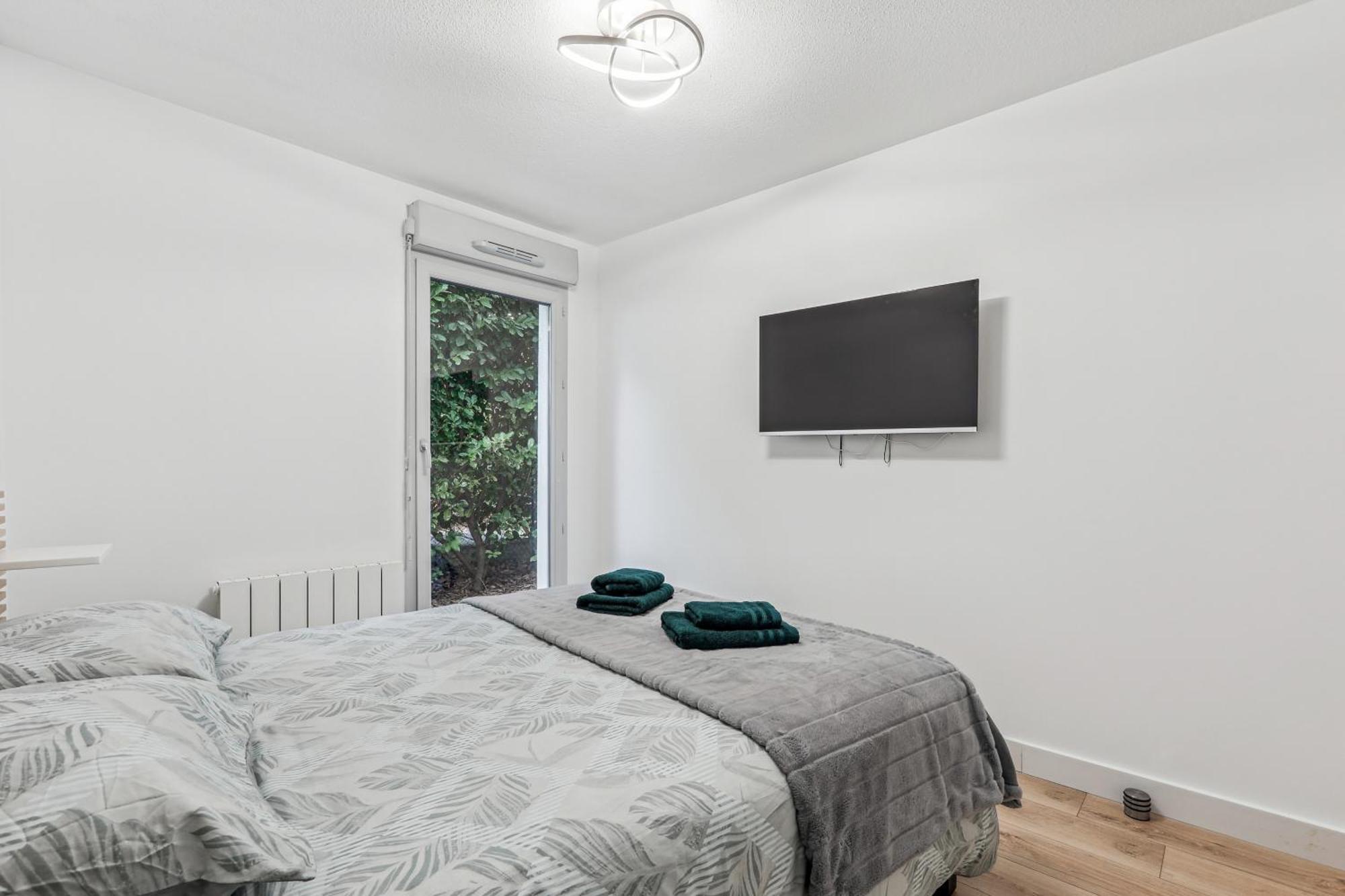 Comfort And Tranquility Near Lyon And Groupama Stadium, 4 Personnes Meyzieu Esterno foto