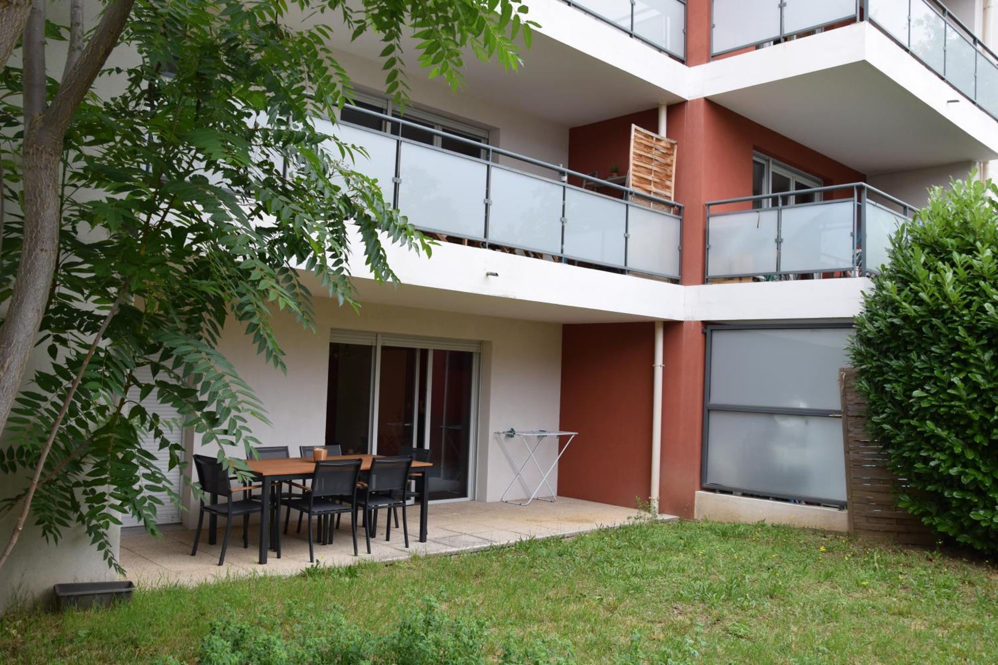 Comfort And Tranquility Near Lyon And Groupama Stadium, 4 Personnes Meyzieu Esterno foto